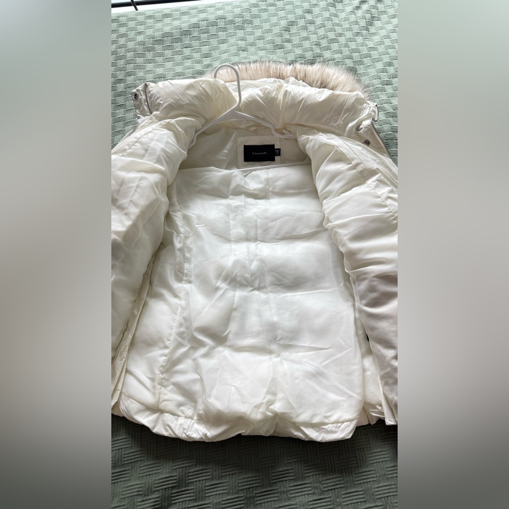 T Tahari Faux-Fur Trim Hooded Puffer Jacket - Picture 5 of 8